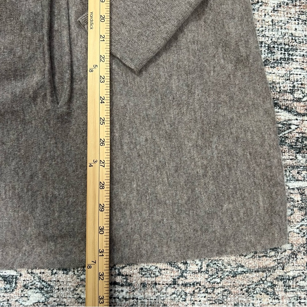 Garnet Hill Cashmere Wool Blend Oversized Turtleneck Sweater Light Mocha L - Picture 11 of 14